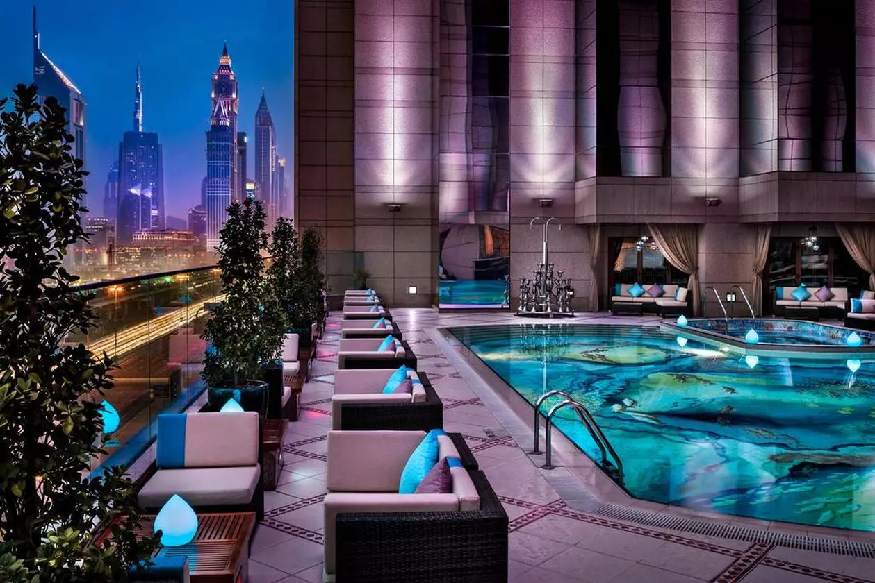 FAIRMONT_EDIT (19).jpg